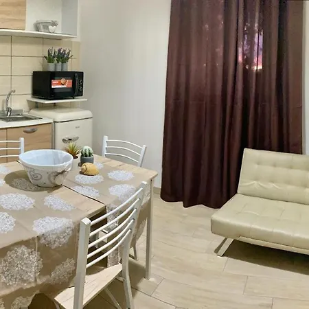 Kitezone Gizzeria 3*