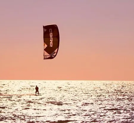 Kitezone Gizzeria 3*